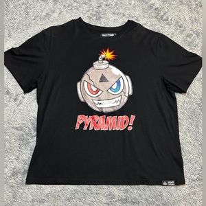 BLACK PYRAMID ANGRY FACE TSHIRT XL